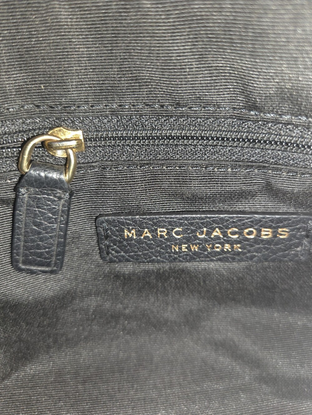 Marc Jacobs Black Pebbled Leather Crossbody with Front Pocket - Picture 7 of 7